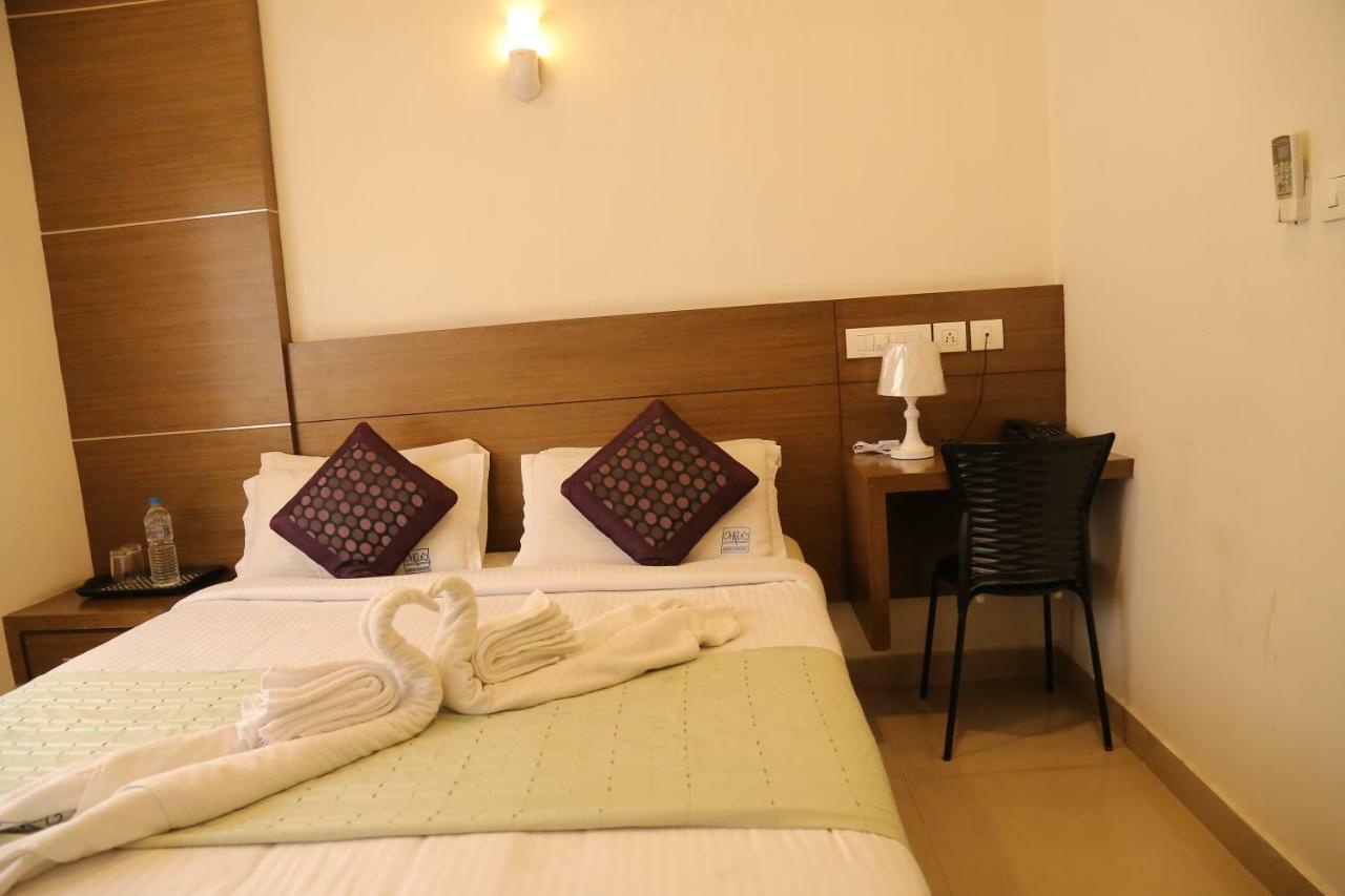 Kodavath Regency Alwaye Exterior photo